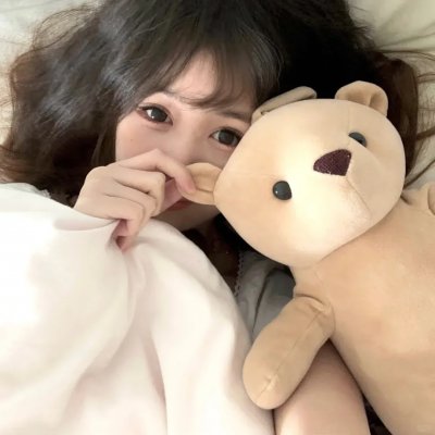 劳拉·马尔斯的眼睛